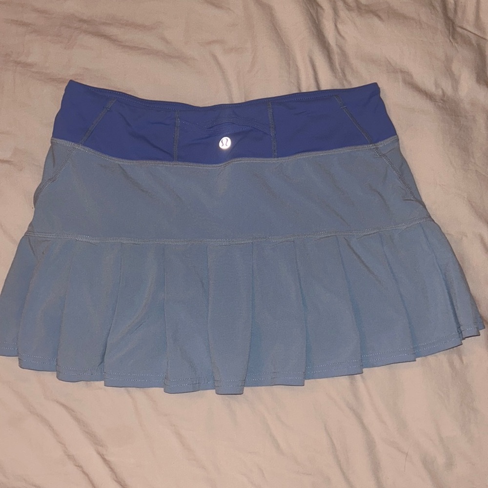 Lululemon Tennis Skirt- Great Condition - Picture 2 of 3
